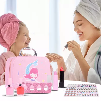 Kuferek kosmetyków Mała Syrenka - zestaw do makijażu i paznokci dla dzieci