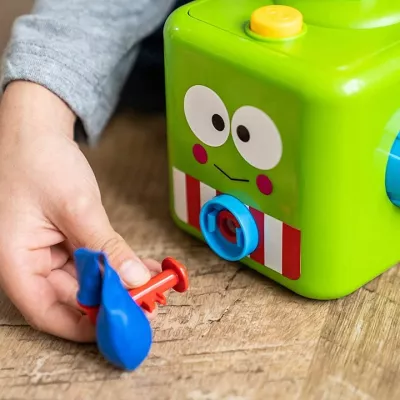 Wyrzutnia balonowa samochód żabka + pompka zestaw aerodynamiczny 12 balonów