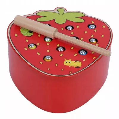 Gra Truskawka na Magnes - Łap Robaczki Drewniana