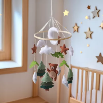 Karuzelka do Łóżeczka Dziecięcego Boho Naturalne Drewno z pałąkiem Bear