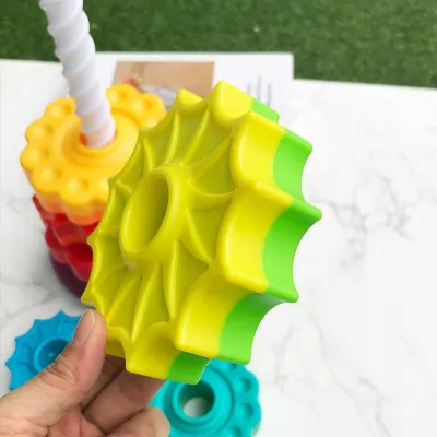 Tęczowa Wieża Piramida Montessori 6 Dysków Edukacyjna 40 cm